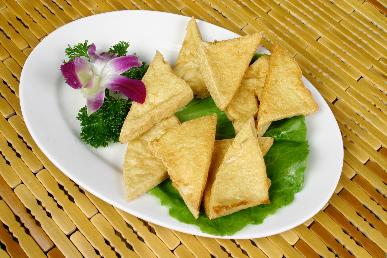 【潮汕溫泉?jiǎng)榆?天】<龍歸寨瀑布 萬(wàn)佛園 韓文公祠 宋代潮州古城>